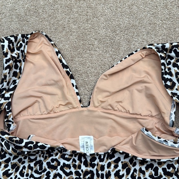 J. Crew Factory Plunge V Neck Cheetah Animal Print One Piece Swimsuit Size XL - Picture 6 of 10